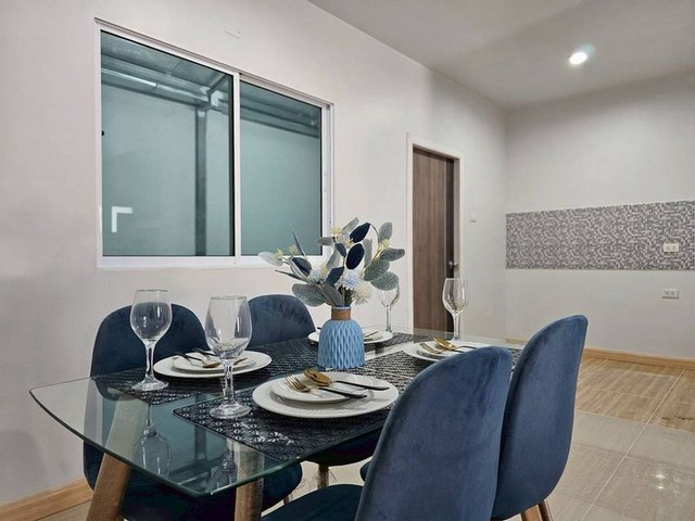 ประกาศฟรี! ซื้อ-ขาย-เช่า คอนโด บ้าน ทาวน์โฮม ที่ดิน และพื้นที่เชิงพาณิชย์ทั่วประเทศไทย ทุกทำเล ทุกงบประมาณ ไม่มีค่าใช้จ่าย ลงง่าย ขายไว เข้าถึงผู้ซื้อโดยตรง 5 298665pic4.jpg