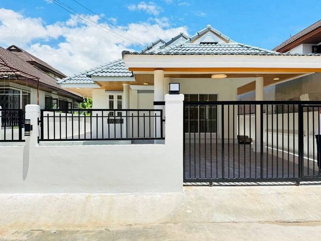 ประกาศฟรี! ซื้อ-ขาย-เช่า คอนโด บ้าน ทาวน์โฮม ที่ดิน และพื้นที่เชิงพาณิชย์ทั่วประเทศไทย ทุกทำเล ทุกงบประมาณ ไม่มีค่าใช้จ่าย ลงง่าย ขายไว เข้าถึงผู้ซื้อโดยตรง 2 298605pic1.jpg