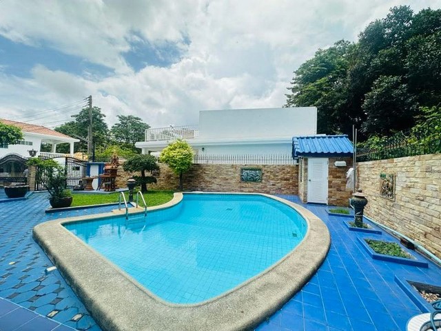 ประกาศฟรี! ซื้อ-ขาย-เช่า คอนโด บ้าน ทาวน์โฮม ที่ดิน และพื้นที่เชิงพาณิชย์ทั่วประเทศไทย ทุกทำเล ทุกงบประมาณ ไม่มีค่าใช้จ่าย ลงง่าย ขายไว เข้าถึงผู้ซื้อโดยตรง 2 298593pic1.jpg