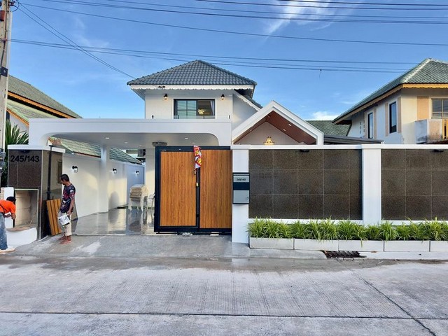 ประกาศฟรี! ซื้อ-ขาย-เช่า คอนโด บ้าน ทาวน์โฮม ที่ดิน และพื้นที่เชิงพาณิชย์ทั่วประเทศไทย ทุกทำเล ทุกงบประมาณ ไม่มีค่าใช้จ่าย ลงง่าย ขายไว เข้าถึงผู้ซื้อโดยตรง 2 298513pic1.jpg