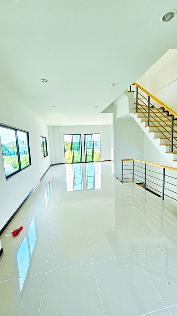 ประกาศฟรี! ซื้อ-ขาย-เช่า คอนโด บ้าน ทาวน์โฮม ที่ดิน และพื้นที่เชิงพาณิชย์ทั่วประเทศไทย ทุกทำเล ทุกงบประมาณ ไม่มีค่าใช้จ่าย ลงง่าย ขายไว เข้าถึงผู้ซื้อโดยตรง 3 256674pic2.jpg