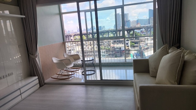 ประกาศฟรี! ซื้อ-ขาย-เช่า คอนโด บ้าน ทาวน์โฮม ที่ดิน และพื้นที่เชิงพาณิชย์ทั่วประเทศไทย ทุกทำเล ทุกงบประมาณ ไม่มีค่าใช้จ่าย ลงง่าย ขายไว เข้าถึงผู้ซื้อโดยตรง 5 517390pic4.jpg