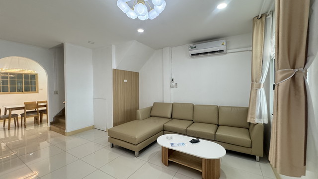 ประกาศฟรี! ซื้อ-ขาย-เช่า คอนโด บ้าน ทาวน์โฮม ที่ดิน และพื้นที่เชิงพาณิชย์ทั่วประเทศไทย ทุกทำเล ทุกงบประมาณ ไม่มีค่าใช้จ่าย ลงง่าย ขายไว เข้าถึงผู้ซื้อโดยตรง 3 316791pic2.jpg