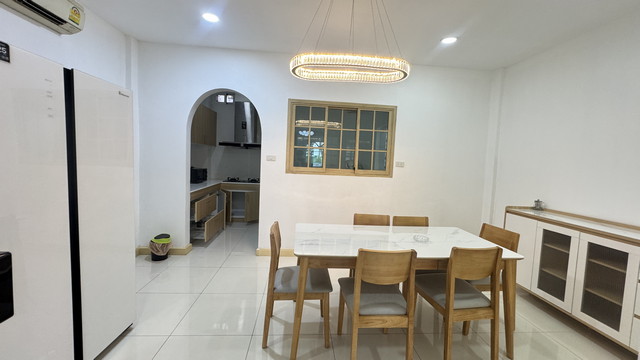 ประกาศฟรี! ซื้อ-ขาย-เช่า คอนโด บ้าน ทาวน์โฮม ที่ดิน และพื้นที่เชิงพาณิชย์ทั่วประเทศไทย ทุกทำเล ทุกงบประมาณ ไม่มีค่าใช้จ่าย ลงง่าย ขายไว เข้าถึงผู้ซื้อโดยตรง 5 316791pic4.jpg