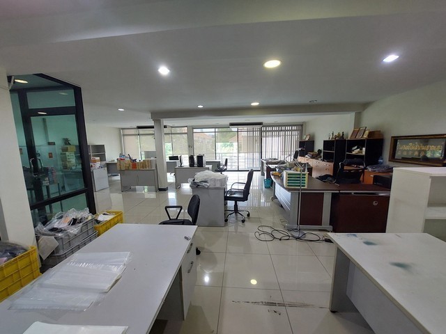 ประกาศฟรี! ซื้อ-ขาย-เช่า คอนโด บ้าน ทาวน์โฮม ที่ดิน และพื้นที่เชิงพาณิชย์ทั่วประเทศไทย ทุกทำเล ทุกงบประมาณ ไม่มีค่าใช้จ่าย ลงง่าย ขายไว เข้าถึงผู้ซื้อโดยตรง 4 517421pic3.jpg