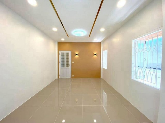 ประกาศฟรี! ซื้อ-ขาย-เช่า คอนโด บ้าน ทาวน์โฮม ที่ดิน และพื้นที่เชิงพาณิชย์ทั่วประเทศไทย ทุกทำเล ทุกงบประมาณ ไม่มีค่าใช้จ่าย ลงง่าย ขายไว เข้าถึงผู้ซื้อโดยตรง 4 298605pic3.jpg