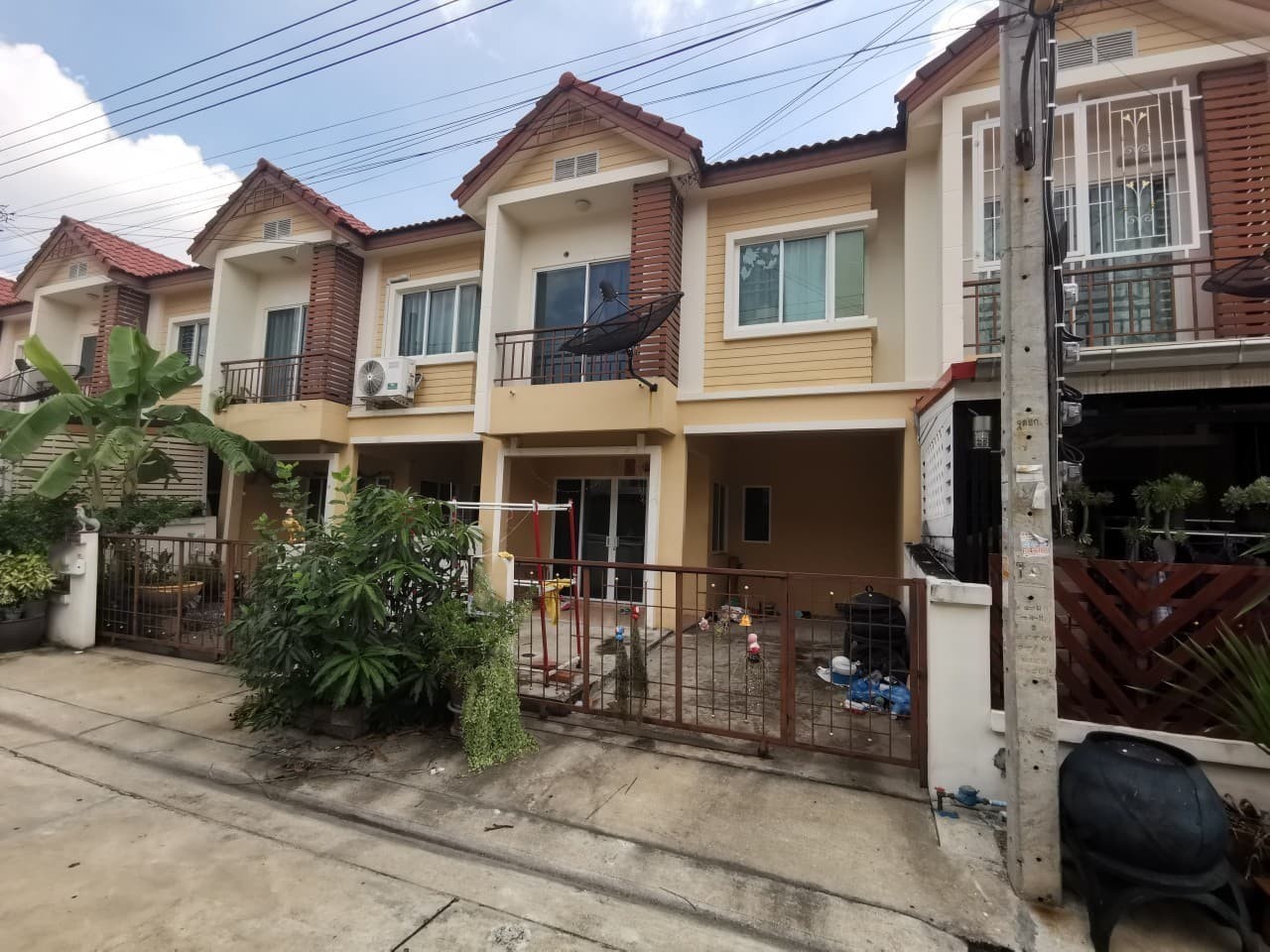 ประกาศฟรี! ซื้อ-ขาย-เช่า คอนโด บ้าน ทาวน์โฮม ที่ดิน และพื้นที่เชิงพาณิชย์ทั่วประเทศไทย ทุกทำเล ทุกงบประมาณ ไม่มีค่าใช้จ่าย ลงง่าย ขายไว เข้าถึงผู้ซื้อโดยตรง 3 256729pic2.jpg