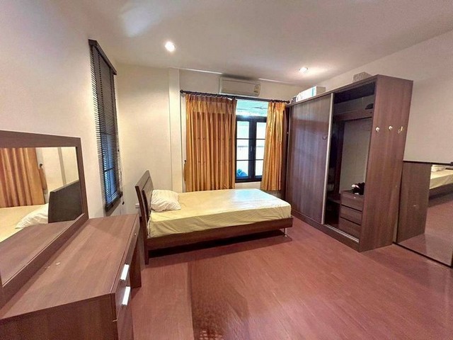 ประกาศฟรี! ซื้อ-ขาย-เช่า คอนโด บ้าน ทาวน์โฮม ที่ดิน และพื้นที่เชิงพาณิชย์ทั่วประเทศไทย ทุกทำเล ทุกงบประมาณ ไม่มีค่าใช้จ่าย ลงง่าย ขายไว เข้าถึงผู้ซื้อโดยตรง 5 298598pic4.jpg