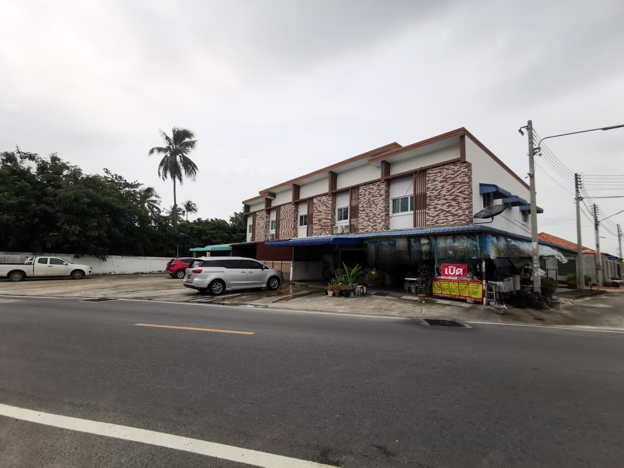 ประกาศฟรี! ซื้อ-ขาย-เช่า คอนโด บ้าน ทาวน์โฮม ที่ดิน และพื้นที่เชิงพาณิชย์ทั่วประเทศไทย ทุกทำเล ทุกงบประมาณ ไม่มีค่าใช้จ่าย ลงง่าย ขายไว เข้าถึงผู้ซื้อโดยตรง 4 256723pic3.jpg