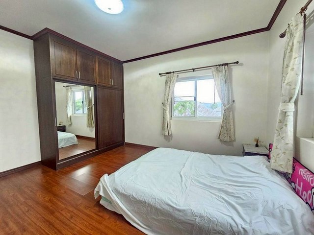 ประกาศฟรี! ซื้อ-ขาย-เช่า คอนโด บ้าน ทาวน์โฮม ที่ดิน และพื้นที่เชิงพาณิชย์ทั่วประเทศไทย ทุกทำเล ทุกงบประมาณ ไม่มีค่าใช้จ่าย ลงง่าย ขายไว เข้าถึงผู้ซื้อโดยตรง 5 298577pic4.jpg