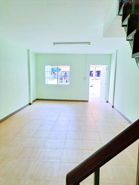 ประกาศฟรี! ซื้อ-ขาย-เช่า คอนโด บ้าน ทาวน์โฮม ที่ดิน และพื้นที่เชิงพาณิชย์ทั่วประเทศไทย ทุกทำเล ทุกงบประมาณ ไม่มีค่าใช้จ่าย ลงง่าย ขายไว เข้าถึงผู้ซื้อโดยตรง 4 256662pic3.jpg