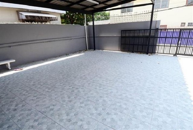 ประกาศฟรี! ซื้อ-ขาย-เช่า คอนโด บ้าน ทาวน์โฮม ที่ดิน และพื้นที่เชิงพาณิชย์ทั่วประเทศไทย ทุกทำเล ทุกงบประมาณ ไม่มีค่าใช้จ่าย ลงง่าย ขายไว เข้าถึงผู้ซื้อโดยตรง 5 517540pic4.jpg