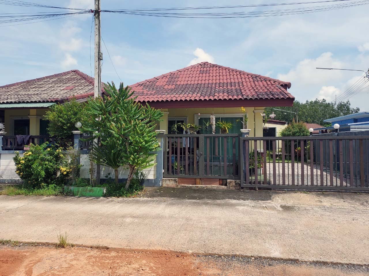 ประกาศฟรี! ซื้อ-ขาย-เช่า คอนโด บ้าน ทาวน์โฮม ที่ดิน และพื้นที่เชิงพาณิชย์ทั่วประเทศไทย ทุกทำเล ทุกงบประมาณ ไม่มีค่าใช้จ่าย ลงง่าย ขายไว เข้าถึงผู้ซื้อโดยตรง 2 256744pic1.jpg