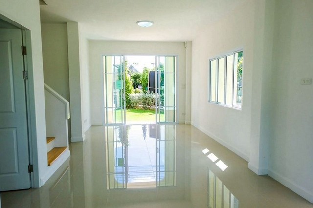 ประกาศฟรี! ซื้อ-ขาย-เช่า คอนโด บ้าน ทาวน์โฮม ที่ดิน และพื้นที่เชิงพาณิชย์ทั่วประเทศไทย ทุกทำเล ทุกงบประมาณ ไม่มีค่าใช้จ่าย ลงง่าย ขายไว เข้าถึงผู้ซื้อโดยตรง 3 256886pic2.jpg