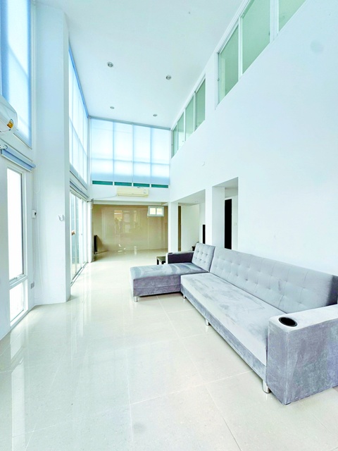 ประกาศฟรี! ซื้อ-ขาย-เช่า คอนโด บ้าน ทาวน์โฮม ที่ดิน และพื้นที่เชิงพาณิชย์ทั่วประเทศไทย ทุกทำเล ทุกงบประมาณ ไม่มีค่าใช้จ่าย ลงง่าย ขายไว เข้าถึงผู้ซื้อโดยตรง 4 316860pic3.jpg