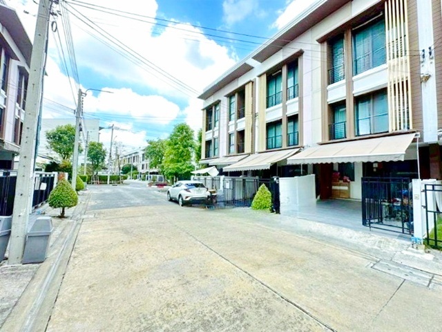 ประกาศฟรี! ซื้อ-ขาย-เช่า คอนโด บ้าน ทาวน์โฮม ที่ดิน และพื้นที่เชิงพาณิชย์ทั่วประเทศไทย ทุกทำเล ทุกงบประมาณ ไม่มีค่าใช้จ่าย ลงง่าย ขายไว เข้าถึงผู้ซื้อโดยตรง 2 316799pic1.jpg