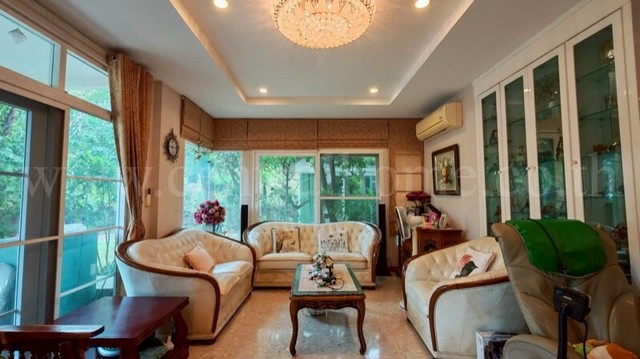 ประกาศฟรี! ซื้อ-ขาย-เช่า คอนโด บ้าน ทาวน์โฮม ที่ดิน และพื้นที่เชิงพาณิชย์ทั่วประเทศไทย ทุกทำเล ทุกงบประมาณ ไม่มีค่าใช้จ่าย ลงง่าย ขายไว เข้าถึงผู้ซื้อโดยตรง 4 294298pic3.jpg