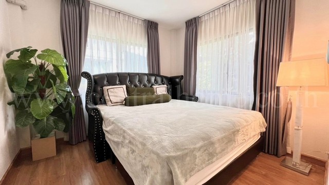 ประกาศฟรี! ซื้อ-ขาย-เช่า คอนโด บ้าน ทาวน์โฮม ที่ดิน และพื้นที่เชิงพาณิชย์ทั่วประเทศไทย ทุกทำเล ทุกงบประมาณ ไม่มีค่าใช้จ่าย ลงง่าย ขายไว เข้าถึงผู้ซื้อโดยตรง 5 218470pic4.jpg