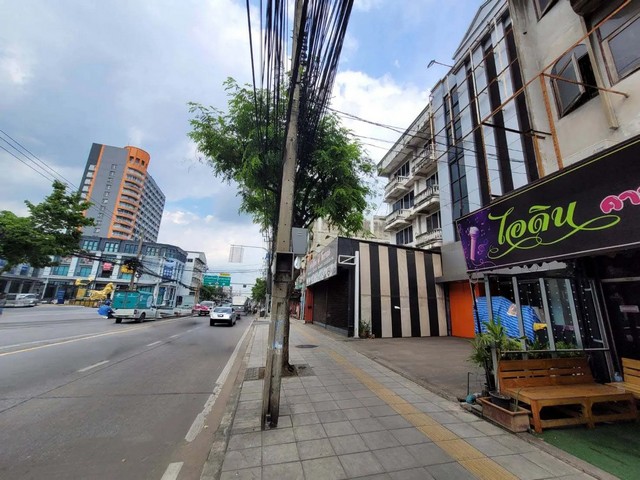 ประกาศฟรี! ซื้อ-ขาย-เช่า คอนโด บ้าน ทาวน์โฮม ที่ดิน และพื้นที่เชิงพาณิชย์ทั่วประเทศไทย ทุกทำเล ทุกงบประมาณ ไม่มีค่าใช้จ่าย ลงง่าย ขายไว เข้าถึงผู้ซื้อโดยตรง 4 256605pic3.jpg