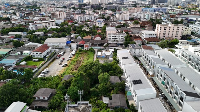 ประกาศฟรี! ซื้อ-ขาย-เช่า คอนโด บ้าน ทาวน์โฮม ที่ดิน และพื้นที่เชิงพาณิชย์ทั่วประเทศไทย ทุกทำเล ทุกงบประมาณ ไม่มีค่าใช้จ่าย ลงง่าย ขายไว เข้าถึงผู้ซื้อโดยตรง 5 316813pic4.jpg