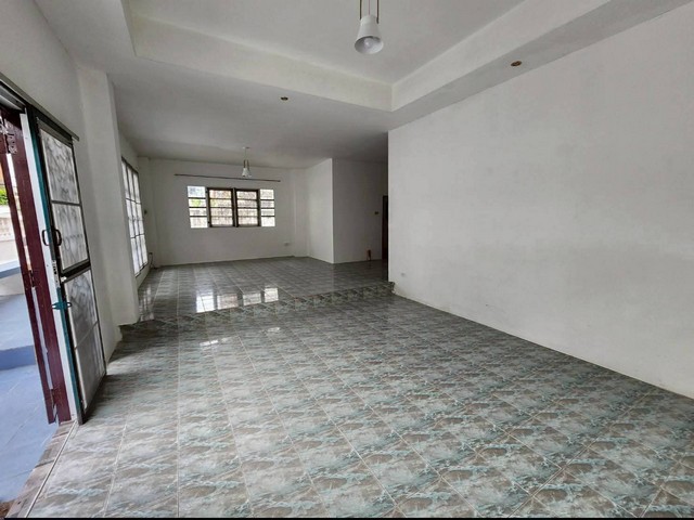 ประกาศฟรี! ซื้อ-ขาย-เช่า คอนโด บ้าน ทาวน์โฮม ที่ดิน และพื้นที่เชิงพาณิชย์ทั่วประเทศไทย ทุกทำเล ทุกงบประมาณ ไม่มีค่าใช้จ่าย ลงง่าย ขายไว เข้าถึงผู้ซื้อโดยตรง 3 316876pic2.jpg