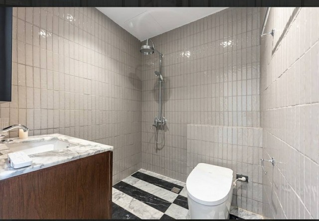 ประกาศฟรี! ซื้อ-ขาย-เช่า คอนโด บ้าน ทาวน์โฮม ที่ดิน และพื้นที่เชิงพาณิชย์ทั่วประเทศไทย ทุกทำเล ทุกงบประมาณ ไม่มีค่าใช้จ่าย ลงง่าย ขายไว เข้าถึงผู้ซื้อโดยตรง 5 517709pic4.jpg