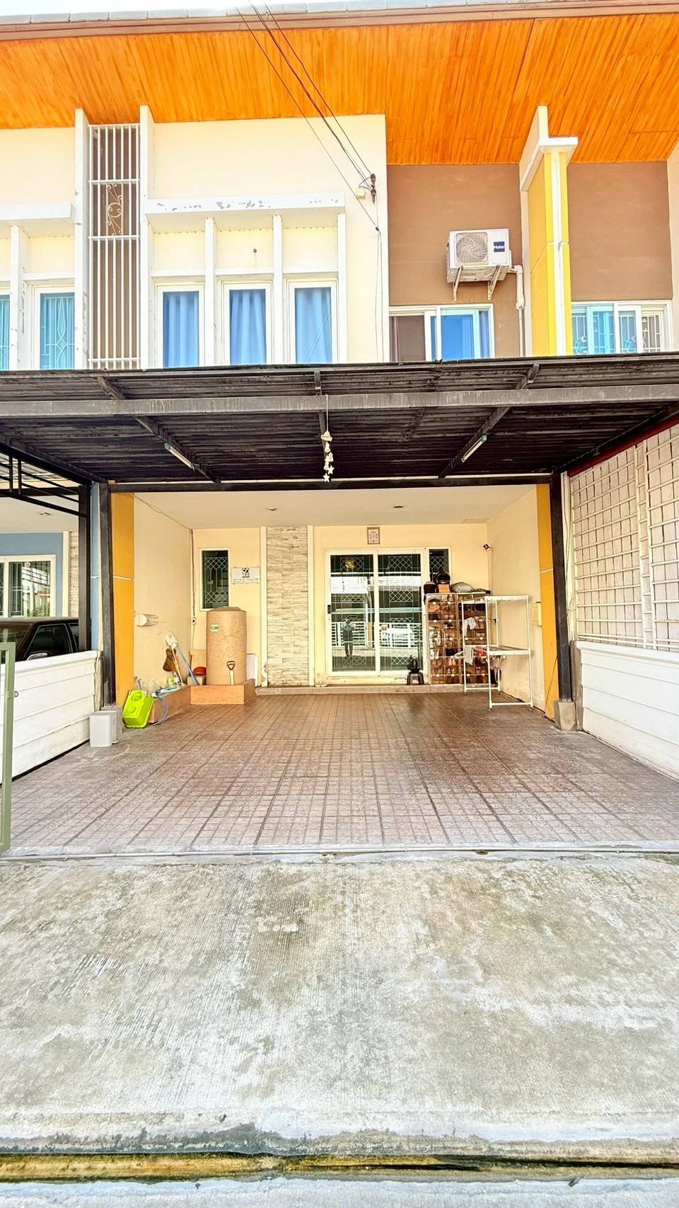 ประกาศฟรี! ซื้อ-ขาย-เช่า คอนโด บ้าน ทาวน์โฮม ที่ดิน และพื้นที่เชิงพาณิชย์ทั่วประเทศไทย ทุกทำเล ทุกงบประมาณ ไม่มีค่าใช้จ่าย ลงง่าย ขายไว เข้าถึงผู้ซื้อโดยตรง 2 257005pic1.jpg