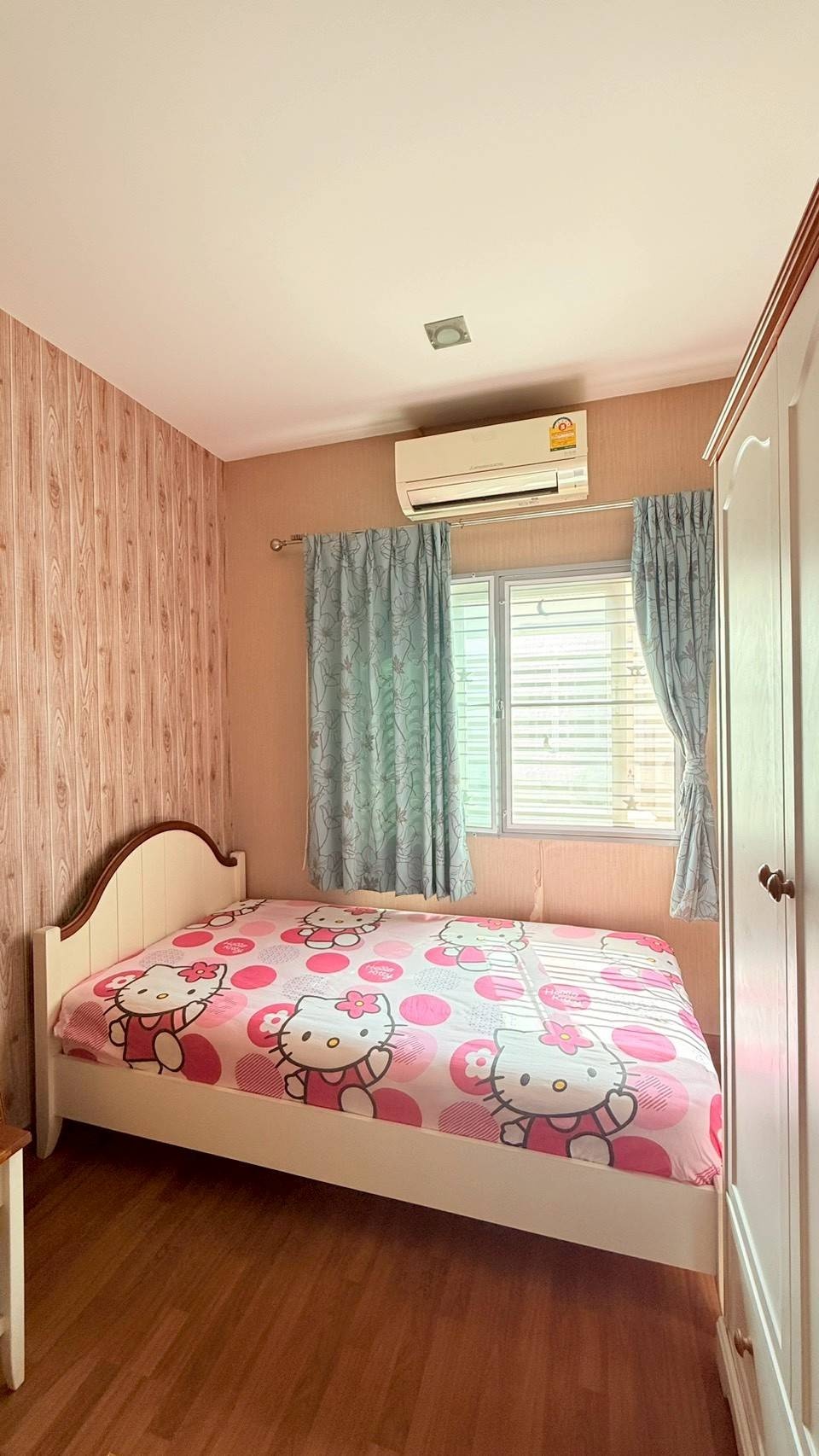 ประกาศฟรี! ซื้อ-ขาย-เช่า คอนโด บ้าน ทาวน์โฮม ที่ดิน และพื้นที่เชิงพาณิชย์ทั่วประเทศไทย ทุกทำเล ทุกงบประมาณ ไม่มีค่าใช้จ่าย ลงง่าย ขายไว เข้าถึงผู้ซื้อโดยตรง 3 257005pic2.jpg