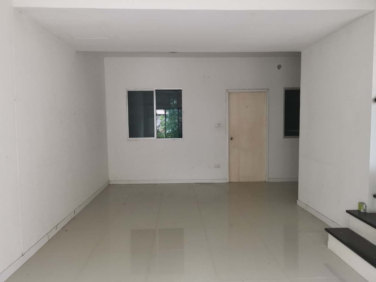 ประกาศฟรี! ซื้อ-ขาย-เช่า คอนโด บ้าน ทาวน์โฮม ที่ดิน และพื้นที่เชิงพาณิชย์ทั่วประเทศไทย ทุกทำเล ทุกงบประมาณ ไม่มีค่าใช้จ่าย ลงง่าย ขายไว เข้าถึงผู้ซื้อโดยตรง 5 256860pic4.jpg