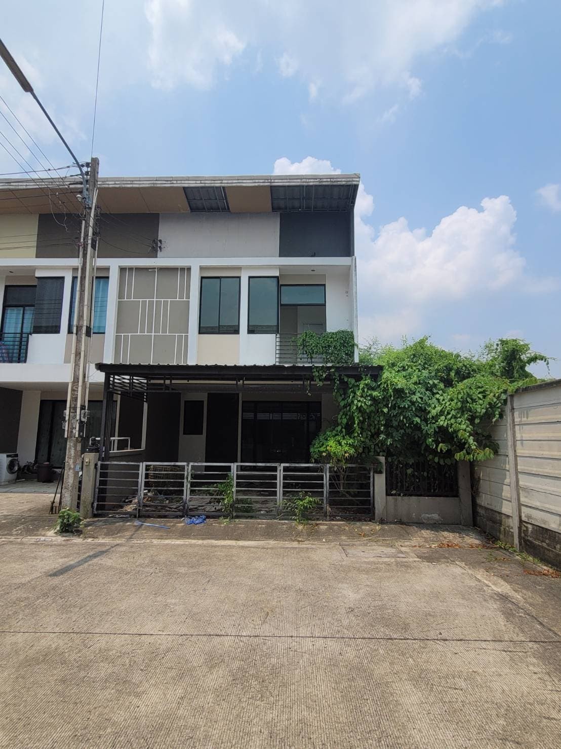 ประกาศฟรี! ซื้อ-ขาย-เช่า คอนโด บ้าน ทาวน์โฮม ที่ดิน และพื้นที่เชิงพาณิชย์ทั่วประเทศไทย ทุกทำเล ทุกงบประมาณ ไม่มีค่าใช้จ่าย ลงง่าย ขายไว เข้าถึงผู้ซื้อโดยตรง 3 256857pic2.jpg