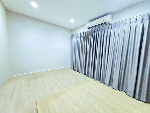 ประกาศฟรี! ซื้อ-ขาย-เช่า คอนโด บ้าน ทาวน์โฮม ที่ดิน และพื้นที่เชิงพาณิชย์ทั่วประเทศไทย ทุกทำเล ทุกงบประมาณ ไม่มีค่าใช้จ่าย ลงง่าย ขายไว เข้าถึงผู้ซื้อโดยตรง 4 256813pic3.jpg