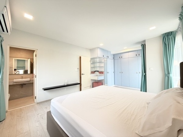 ประกาศฟรี! ซื้อ-ขาย-เช่า คอนโด บ้าน ทาวน์โฮม ที่ดิน และพื้นที่เชิงพาณิชย์ทั่วประเทศไทย ทุกทำเล ทุกงบประมาณ ไม่มีค่าใช้จ่าย ลงง่าย ขายไว เข้าถึงผู้ซื้อโดยตรง 5 517447pic4.jpg