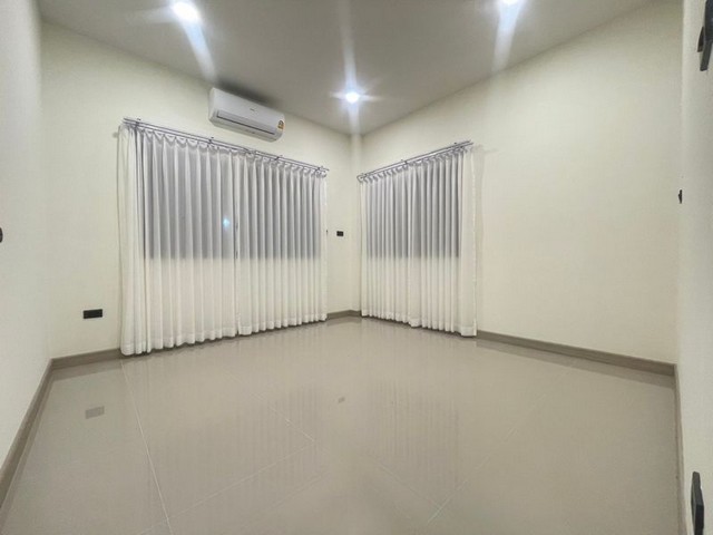 ประกาศฟรี! ซื้อ-ขาย-เช่า คอนโด บ้าน ทาวน์โฮม ที่ดิน และพื้นที่เชิงพาณิชย์ทั่วประเทศไทย ทุกทำเล ทุกงบประมาณ ไม่มีค่าใช้จ่าย ลงง่าย ขายไว เข้าถึงผู้ซื้อโดยตรง 4 256993pic3.jpg