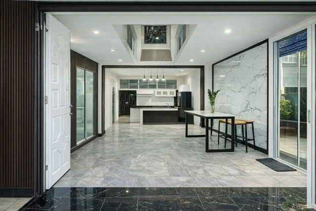 ประกาศฟรี! ซื้อ-ขาย-เช่า คอนโด บ้าน ทาวน์โฮม ที่ดิน และพื้นที่เชิงพาณิชย์ทั่วประเทศไทย ทุกทำเล ทุกงบประมาณ ไม่มีค่าใช้จ่าย ลงง่าย ขายไว เข้าถึงผู้ซื้อโดยตรง 3 316911pic2.jpg