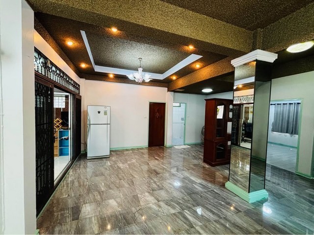 ประกาศฟรี! ซื้อ-ขาย-เช่า คอนโด บ้าน ทาวน์โฮม ที่ดิน และพื้นที่เชิงพาณิชย์ทั่วประเทศไทย ทุกทำเล ทุกงบประมาณ ไม่มีค่าใช้จ่าย ลงง่าย ขายไว เข้าถึงผู้ซื้อโดยตรง 5 517942pic4.jpg