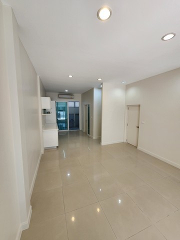 ประกาศฟรี! ซื้อ-ขาย-เช่า คอนโด บ้าน ทาวน์โฮม ที่ดิน และพื้นที่เชิงพาณิชย์ทั่วประเทศไทย ทุกทำเล ทุกงบประมาณ ไม่มีค่าใช้จ่าย ลงง่าย ขายไว เข้าถึงผู้ซื้อโดยตรง 4 517951pic3.jpg