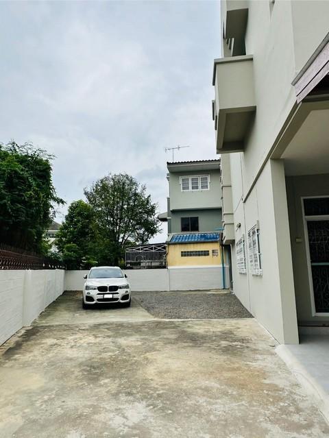 ประกาศฟรี! ซื้อ-ขาย-เช่า คอนโด บ้าน ทาวน์โฮม ที่ดิน และพื้นที่เชิงพาณิชย์ทั่วประเทศไทย ทุกทำเล ทุกงบประมาณ ไม่มีค่าใช้จ่าย ลงง่าย ขายไว เข้าถึงผู้ซื้อโดยตรง 3 517488pic2.jpg