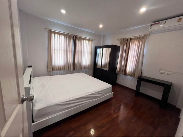 ประกาศฟรี! ซื้อ-ขาย-เช่า คอนโด บ้าน ทาวน์โฮม ที่ดิน และพื้นที่เชิงพาณิชย์ทั่วประเทศไทย ทุกทำเล ทุกงบประมาณ ไม่มีค่าใช้จ่าย ลงง่าย ขายไว เข้าถึงผู้ซื้อโดยตรง 4 517959pic3.jpg