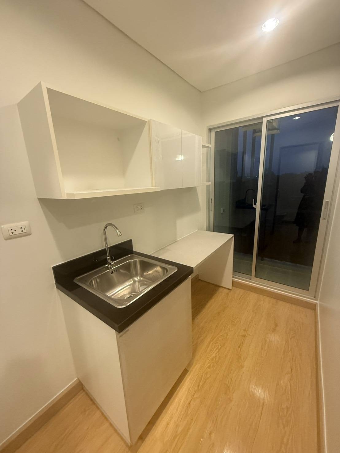 ประกาศฟรี! ซื้อ-ขาย-เช่า คอนโด บ้าน ทาวน์โฮม ที่ดิน และพื้นที่เชิงพาณิชย์ทั่วประเทศไทย ทุกทำเล ทุกงบประมาณ ไม่มีค่าใช้จ่าย ลงง่าย ขายไว เข้าถึงผู้ซื้อโดยตรง 4 517977pic3.jpg