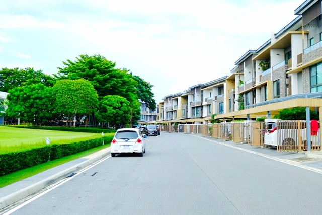 ประกาศฟรี! ซื้อ-ขาย-เช่า คอนโด บ้าน ทาวน์โฮม ที่ดิน และพื้นที่เชิงพาณิชย์ทั่วประเทศไทย ทุกทำเล ทุกงบประมาณ ไม่มีค่าใช้จ่าย ลงง่าย ขายไว เข้าถึงผู้ซื้อโดยตรง 2 316962pic1.jpg