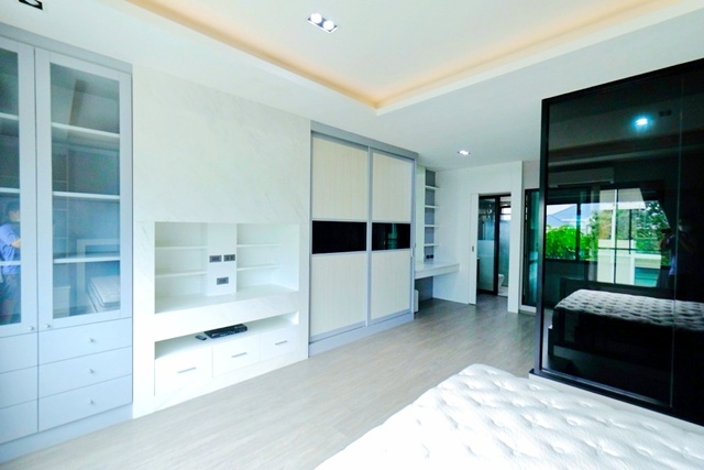 ประกาศฟรี! ซื้อ-ขาย-เช่า คอนโด บ้าน ทาวน์โฮม ที่ดิน และพื้นที่เชิงพาณิชย์ทั่วประเทศไทย ทุกทำเล ทุกงบประมาณ ไม่มีค่าใช้จ่าย ลงง่าย ขายไว เข้าถึงผู้ซื้อโดยตรง 5 316962pic4.jpg