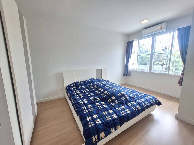 ประกาศฟรี! ซื้อ-ขาย-เช่า คอนโด บ้าน ทาวน์โฮม ที่ดิน และพื้นที่เชิงพาณิชย์ทั่วประเทศไทย ทุกทำเล ทุกงบประมาณ ไม่มีค่าใช้จ่าย ลงง่าย ขายไว เข้าถึงผู้ซื้อโดยตรง 5 194490pic4.jpg