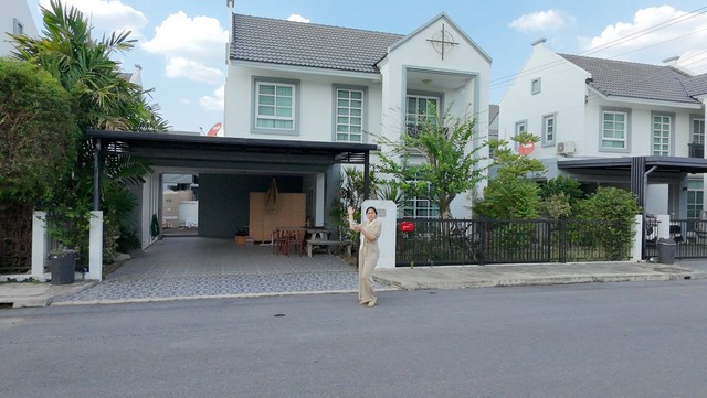 ประกาศฟรี! ซื้อ-ขาย-เช่า คอนโด บ้าน ทาวน์โฮม ที่ดิน และพื้นที่เชิงพาณิชย์ทั่วประเทศไทย ทุกทำเล ทุกงบประมาณ ไม่มีค่าใช้จ่าย ลงง่าย ขายไว เข้าถึงผู้ซื้อโดยตรง 2 317045pic1.jpg