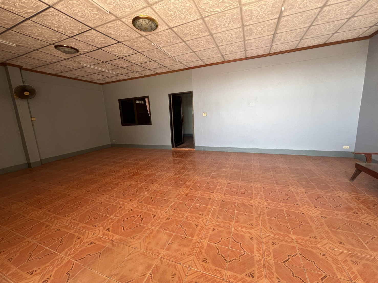 ประกาศฟรี! ซื้อ-ขาย-เช่า คอนโด บ้าน ทาวน์โฮม ที่ดิน และพื้นที่เชิงพาณิชย์ทั่วประเทศไทย ทุกทำเล ทุกงบประมาณ ไม่มีค่าใช้จ่าย ลงง่าย ขายไว เข้าถึงผู้ซื้อโดยตรง 5 316983pic4.jpg