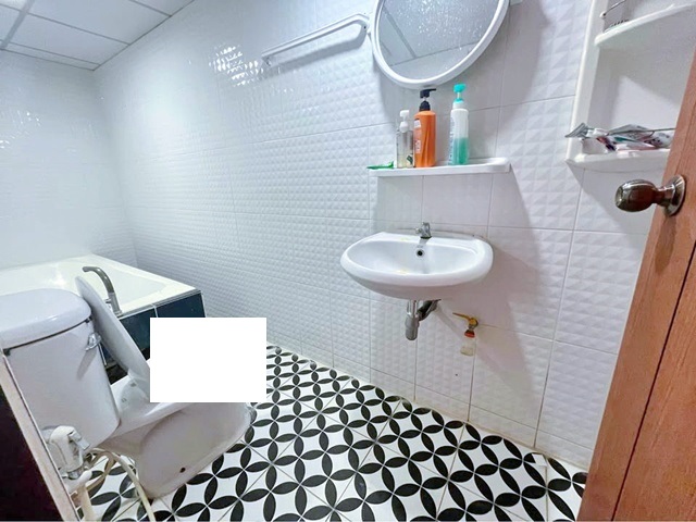 ประกาศฟรี! ซื้อ-ขาย-เช่า คอนโด บ้าน ทาวน์โฮม ที่ดิน และพื้นที่เชิงพาณิชย์ทั่วประเทศไทย ทุกทำเล ทุกงบประมาณ ไม่มีค่าใช้จ่าย ลงง่าย ขายไว เข้าถึงผู้ซื้อโดยตรง 5 257192pic4.jpg