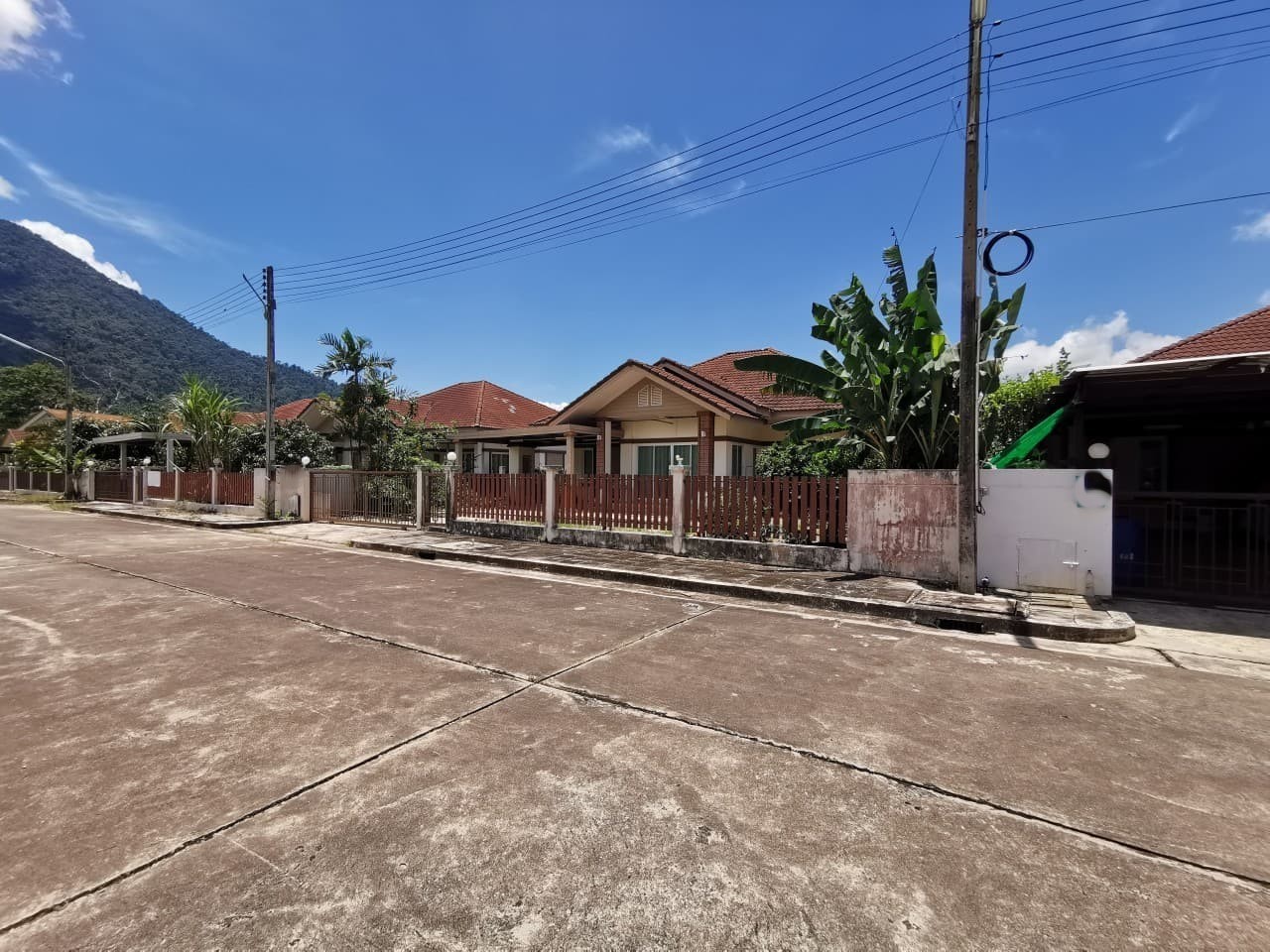 ประกาศฟรี! ซื้อ-ขาย-เช่า คอนโด บ้าน ทาวน์โฮม ที่ดิน และพื้นที่เชิงพาณิชย์ทั่วประเทศไทย ทุกทำเล ทุกงบประมาณ ไม่มีค่าใช้จ่าย ลงง่าย ขายไว เข้าถึงผู้ซื้อโดยตรง 4 256969pic3.jpg