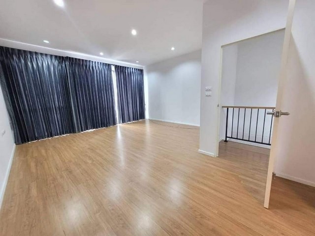 ประกาศฟรี! ซื้อ-ขาย-เช่า คอนโด บ้าน ทาวน์โฮม ที่ดิน และพื้นที่เชิงพาณิชย์ทั่วประเทศไทย ทุกทำเล ทุกงบประมาณ ไม่มีค่าใช้จ่าย ลงง่าย ขายไว เข้าถึงผู้ซื้อโดยตรง 3 518188pic2.jpg