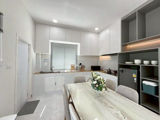 ประกาศฟรี! ซื้อ-ขาย-เช่า คอนโด บ้าน ทาวน์โฮม ที่ดิน และพื้นที่เชิงพาณิชย์ทั่วประเทศไทย ทุกทำเล ทุกงบประมาณ ไม่มีค่าใช้จ่าย ลงง่าย ขายไว เข้าถึงผู้ซื้อโดยตรง 5 257267pic4.jpg