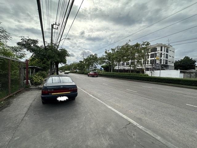 ประกาศฟรี! ซื้อ-ขาย-เช่า คอนโด บ้าน ทาวน์โฮม ที่ดิน และพื้นที่เชิงพาณิชย์ทั่วประเทศไทย ทุกทำเล ทุกงบประมาณ ไม่มีค่าใช้จ่าย ลงง่าย ขายไว เข้าถึงผู้ซื้อโดยตรง 4 273739pic3.jpg