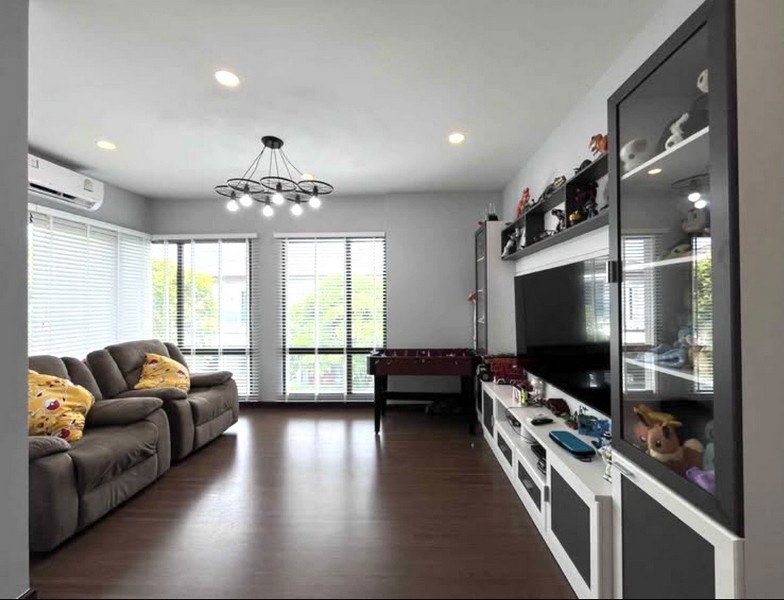 ประกาศฟรี! ซื้อ-ขาย-เช่า คอนโด บ้าน ทาวน์โฮม ที่ดิน และพื้นที่เชิงพาณิชย์ทั่วประเทศไทย ทุกทำเล ทุกงบประมาณ ไม่มีค่าใช้จ่าย ลงง่าย ขายไว เข้าถึงผู้ซื้อโดยตรง 4 316767pic3.jpg